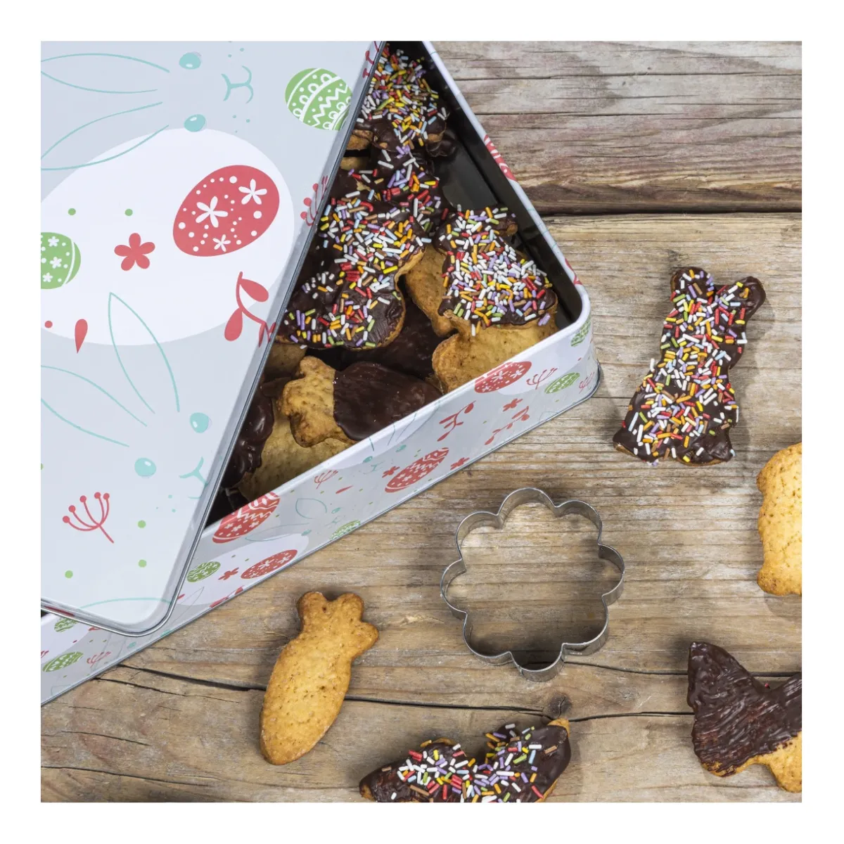 Keksdose mit Ausstechformen Keksdose mit Ausstechformen