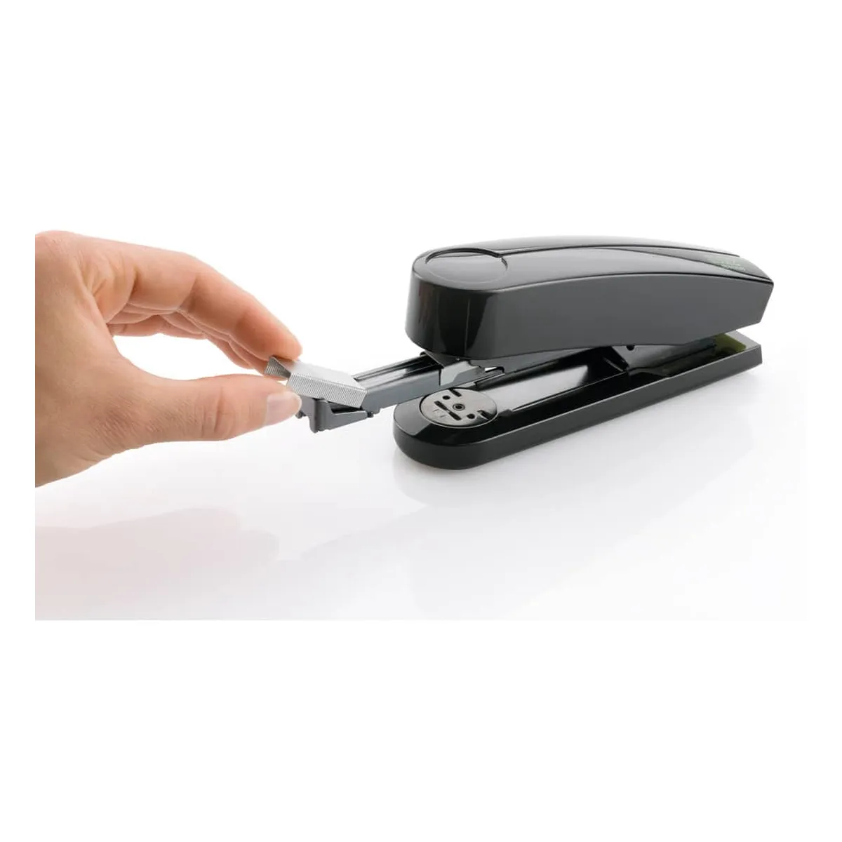 Novus Heftgerät B4 re+new - 40 Blatt, schwarz, inkl. 200 Klammern