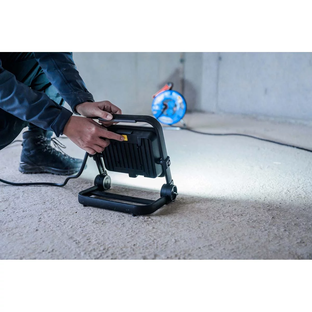 Brennenstuhl Mobile LED-Bauleuchte JARO 7060 M, 50W