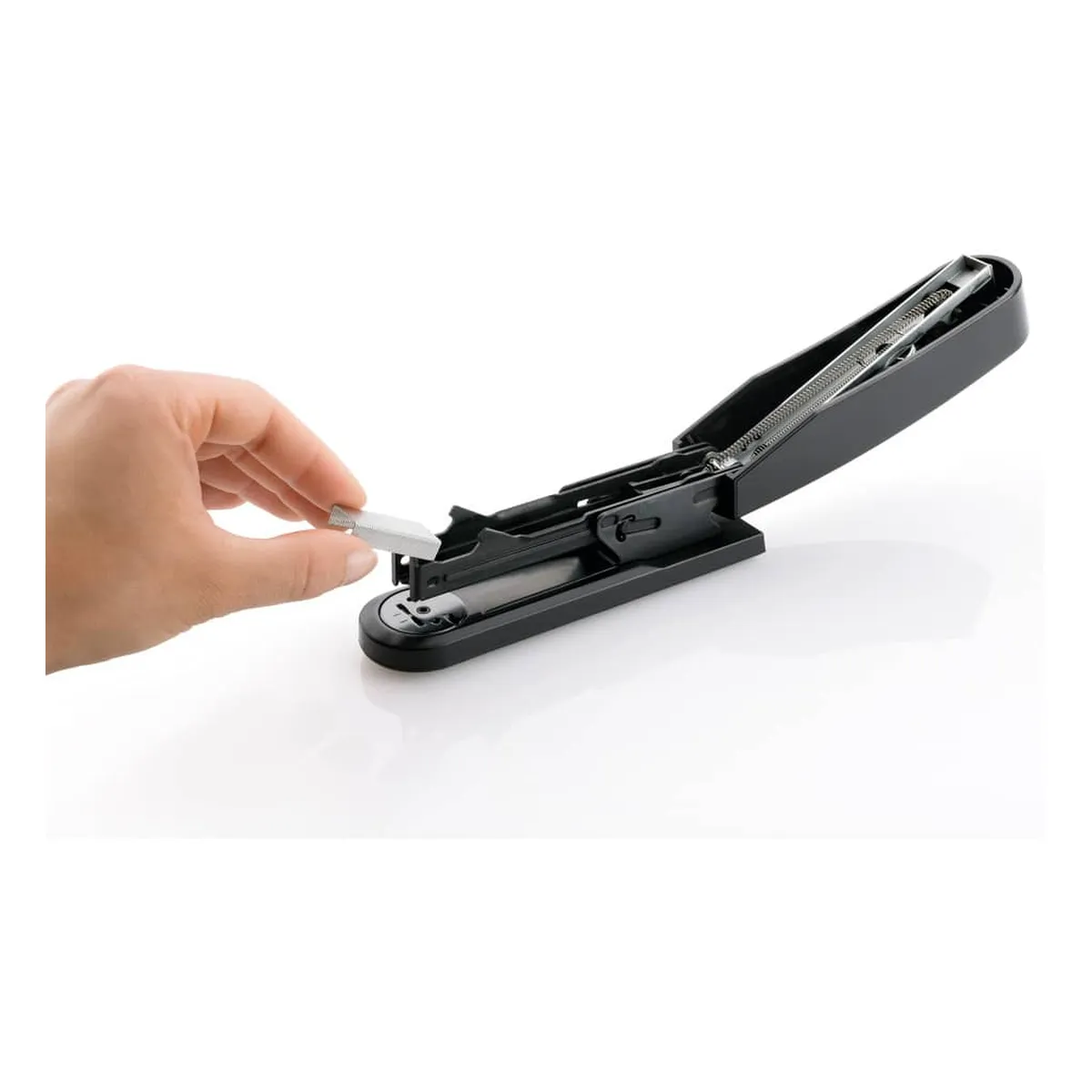 Novus Heftgerät B2 re+new - 25 Blatt, schwarz, inkl. 200 Klammern
