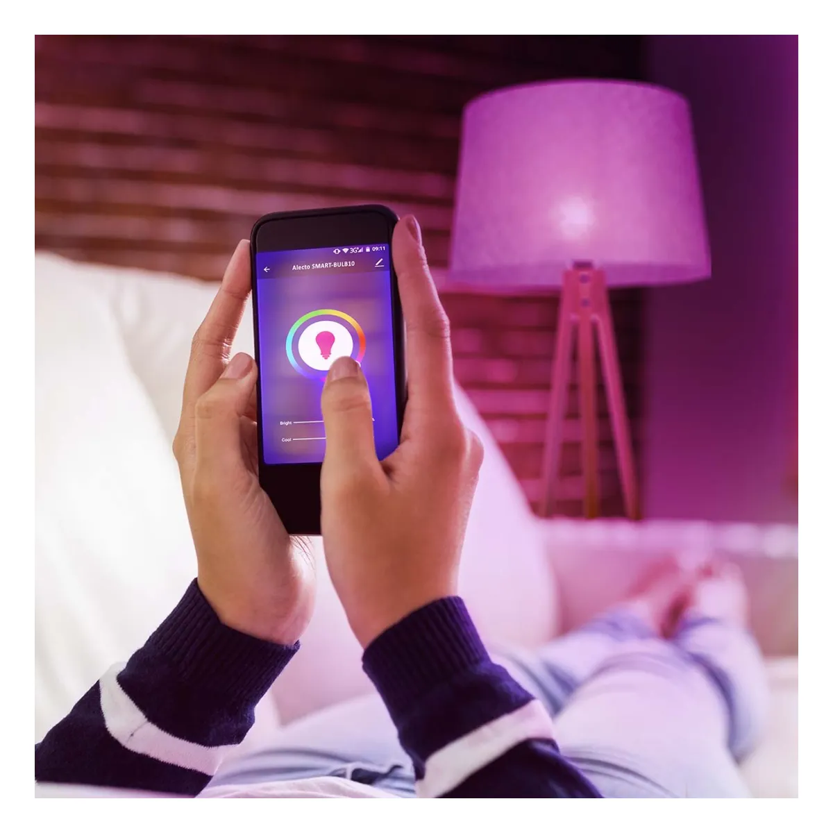 Alecto SMARTLIGHT40 Smarte LED-Farblampe mit Wi-Fi