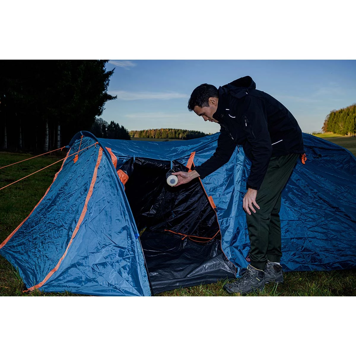 Brennenstuhl Wiederaufladbare LED-Außenleuchte OLI 310 AB mit Bluetooth®-Lautsprecher Brennenstuhl Wiederaufladbare LED-Außenleuchte OLI 310 AB mit Bluetooth®-Lautsprecher